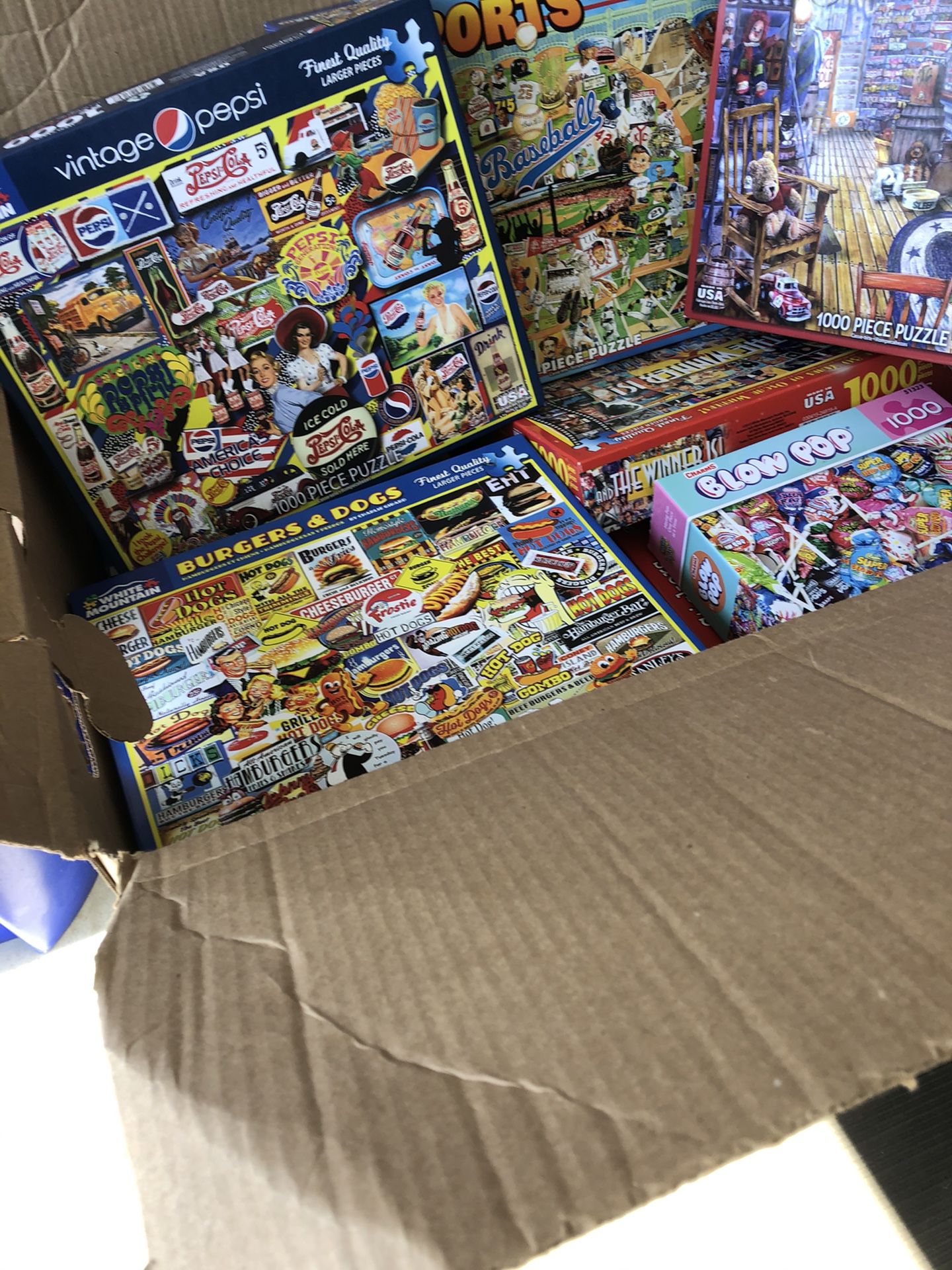Many 1000 piece puzzles 5.00 each