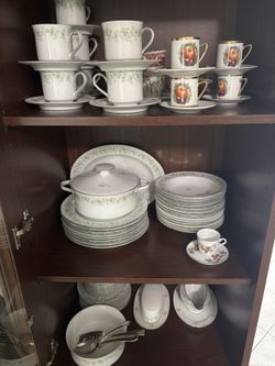 Kitchen Plateware