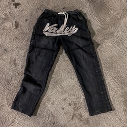 Vale Lives Sweats *BEST OFFER*