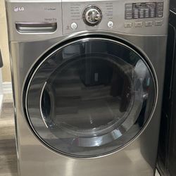 LG DRYER. Excellent Condition!!! 
