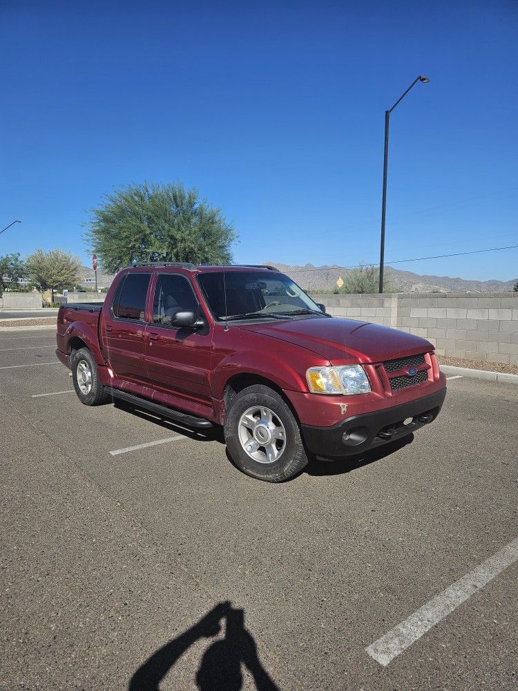 2004 Ford Explorer Sport Trac