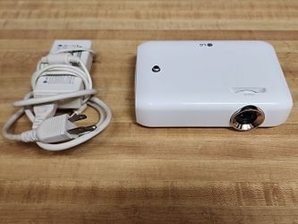 LG portable projector ph550