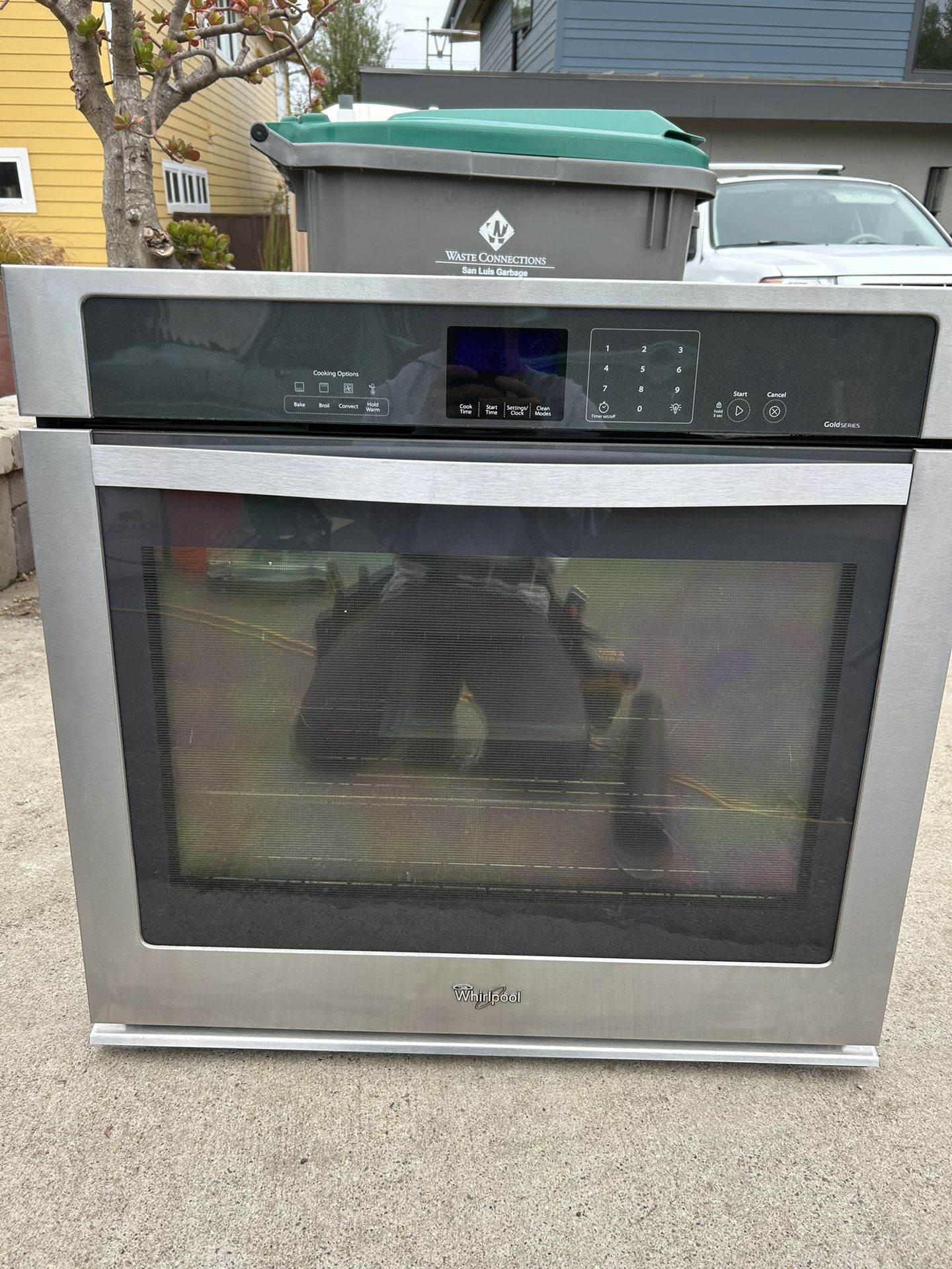 Whirl Pool 30” Oven 