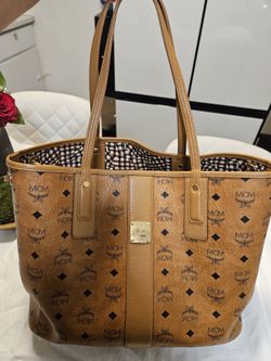 MCM Reversible Liz Shopper in Visetos