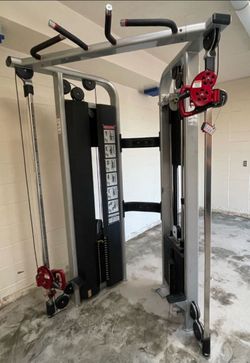 Star trac commercial dual pulley machine/ Exercise machine/ Workout machine/ gym/ functional trainer