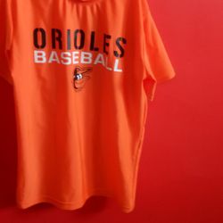ORIOLES KIDS SIZE  14/16 , T-SHIRT.... CHECK OUT MY PAGE FOR MORE ITEMS