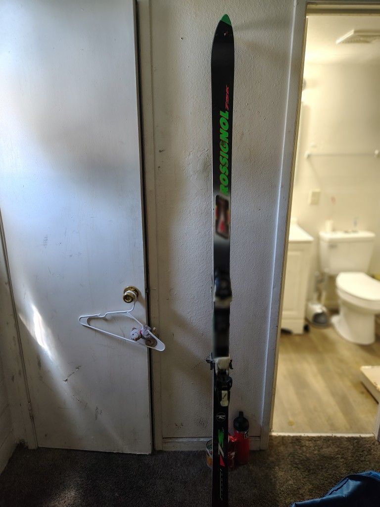 Rossignol 7sk R9500 Snow Skis
