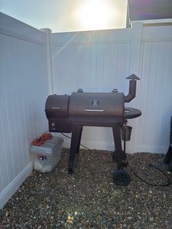 Z Grills pellet smoker/grill