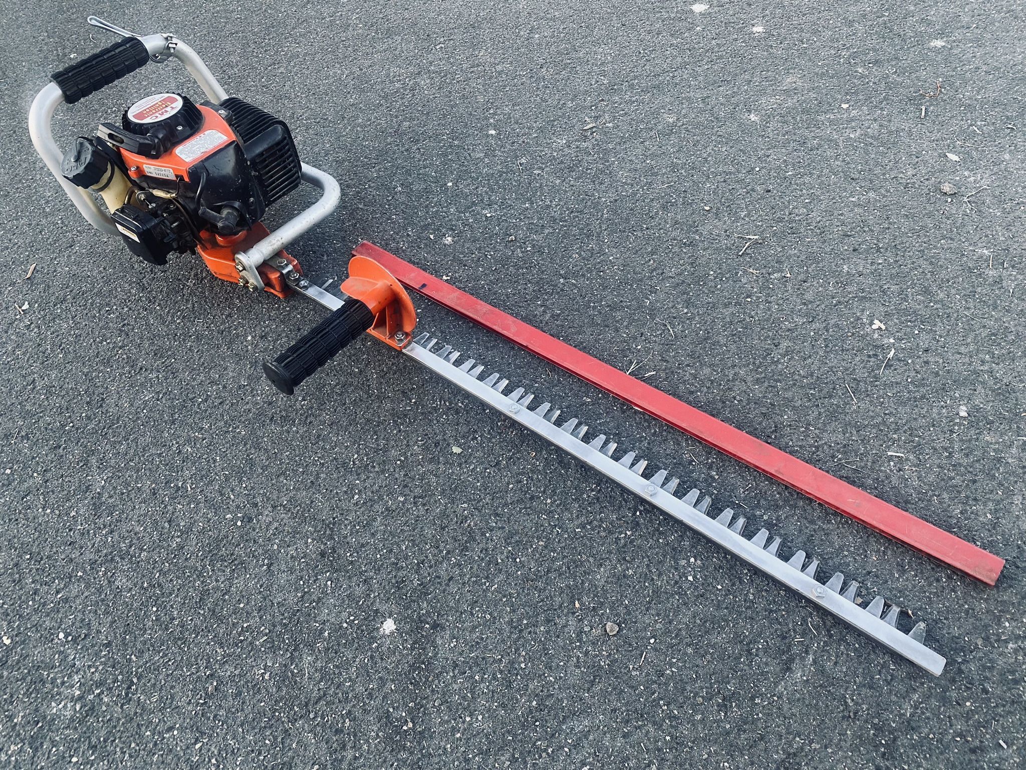 TMC Kawasaki Commercial Gas Hedge Trimmer 