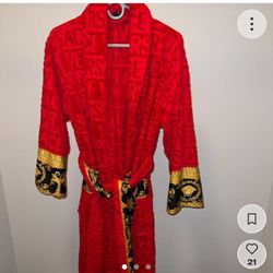 Versace Women’s Robe Size Medium 