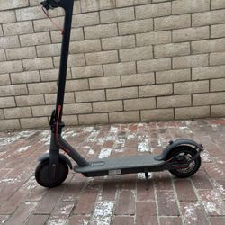 Electric scooter