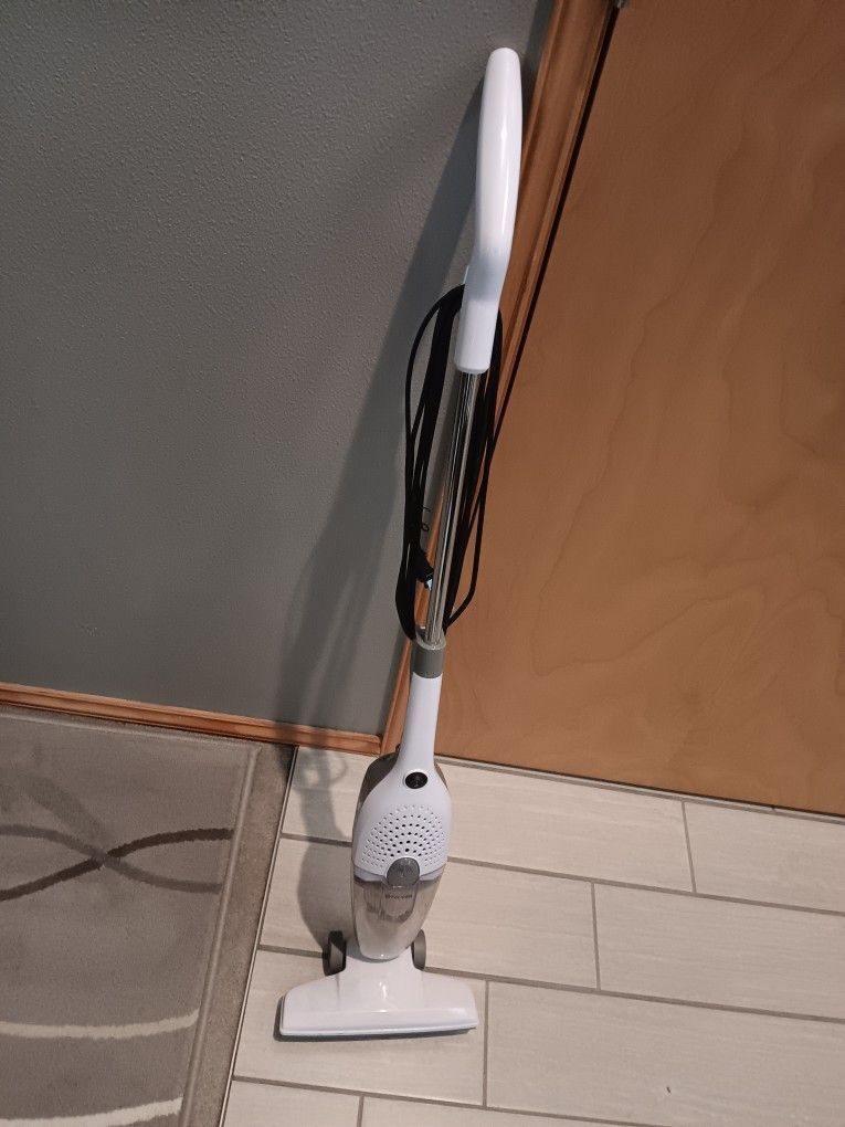 Like New Stick Vacuum Cleaner