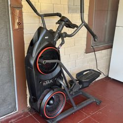 Compact Cardio Elliptical Stepper – Bowflex Max Trainer M3