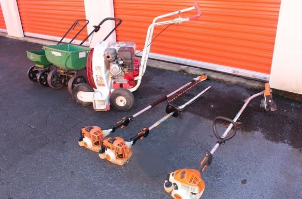 Stihl Commercial Grade HL 91 Trimmer 91K Trimmer FC 70 Gas Edger Little Wonder Blower Spreader