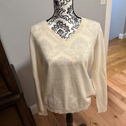Cashmere Chapter Club Women Sweather Size L 