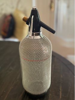 Vintage Classic Soda Siphon Seltzer Bottle Glass With Metal Mesh Cover