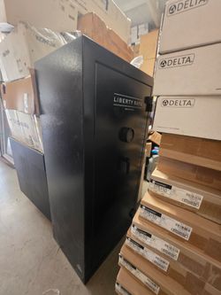 Centurion 24-Gun 40-min fire rating EMP E-Lock, 59.25 in H x 28.25 in W x 20 in. L, Black Gun Safe
