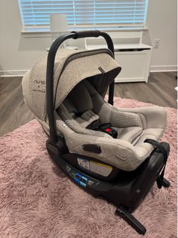 Nuna x Pottery Barn x PIPA Aire rx & PIPA RELX base - Droplet Dot