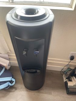 Water cooler