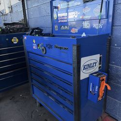 Snap On Box , With Power Strip 