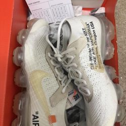 OFFWHITE VAPORMAX SIZE 7M 