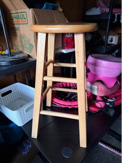Wood stool