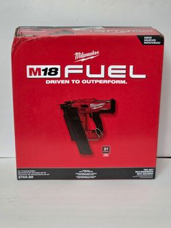 Milwaukee M18 FUEL 3-1/2 in. 18-Volt 21-Degree Lithium-Ion Brushless Cordless Framing Nailer (Tool-Only) Brand New