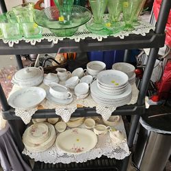 8 Place Setting "Gracious" China