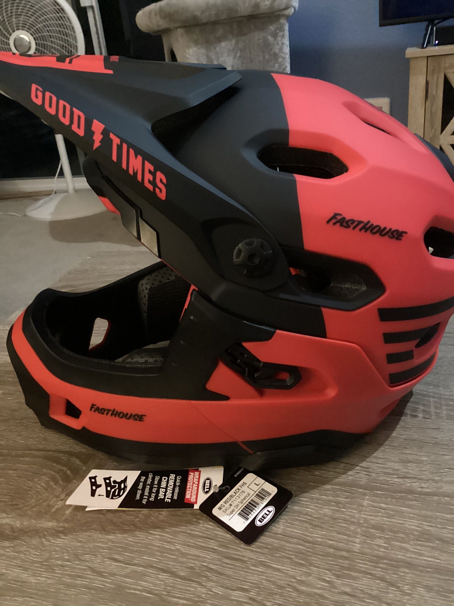 Bell Super DH MIPS Downhill Helmet