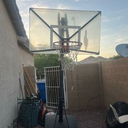 Basketball Hoop 