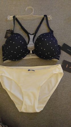 New Tommy Hilfiger bra and panty