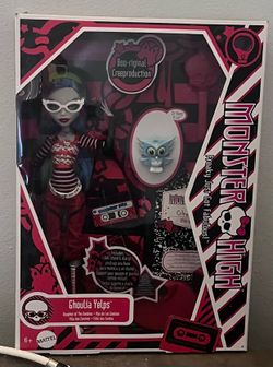 Ghoulia Monster High creep production Doll