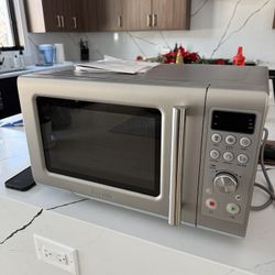Breville Microwave: Lightly Used. 