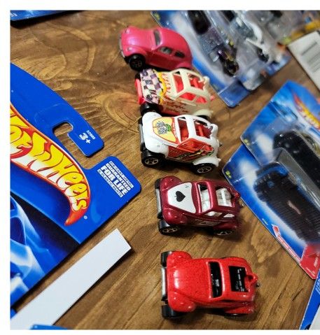 Hot Wheels Lot Of 5 Vw Bugs Loose