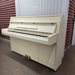 Hyundai U820 Piano 