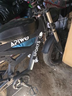 Electricity bike good conditions found on abandoned storage