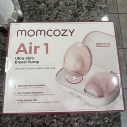 Wearable Breast Pumps