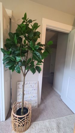 6ft Faux Tree