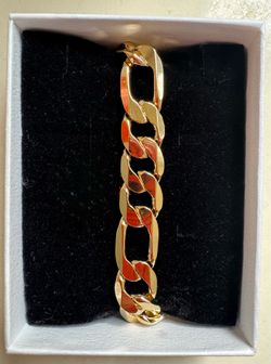Gold bracelet