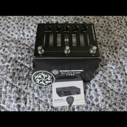 Darkglass Microtubes Infinity Compression and Distortion Pedal