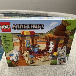 Lego Minecraft Set (21167) The trading post