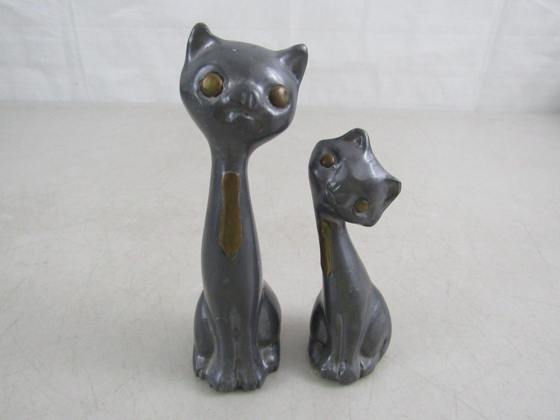 Vintage Pair Of Pewter Cat Figurines With Brass Eyes & Neckties