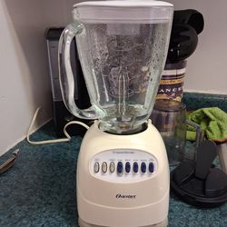 OSTER BLENDER 10 SPEED
