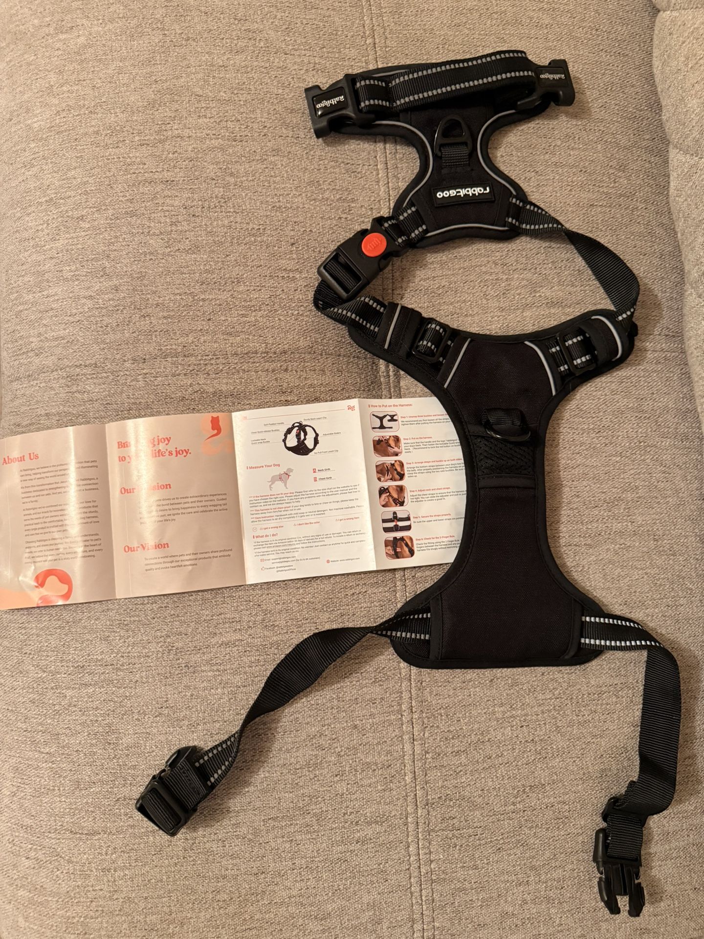 NEW Medium size dog harness black