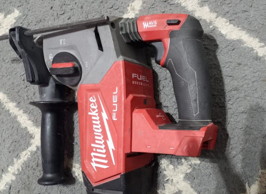 Milwaukee M18 FUEL Hammer Drill 1" Sds Still In Perfect Condition $150 Firm