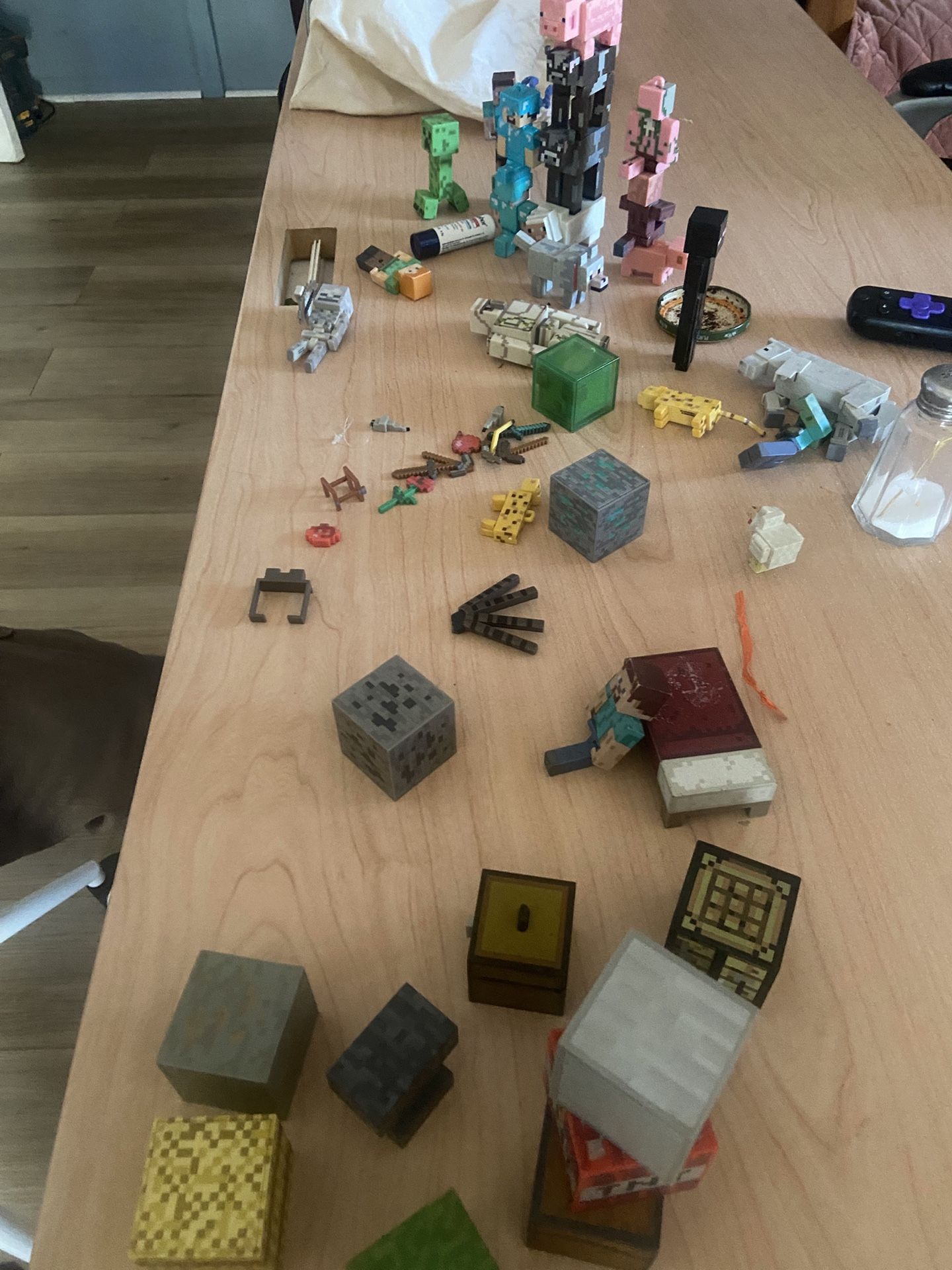 Bunch Minecraft Toys 