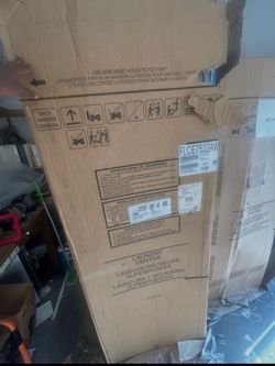 2 Stackable Washer/Dryer Gas Laundry Unit