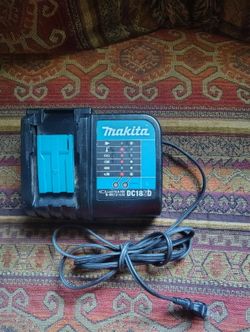 Makita charger 50$$