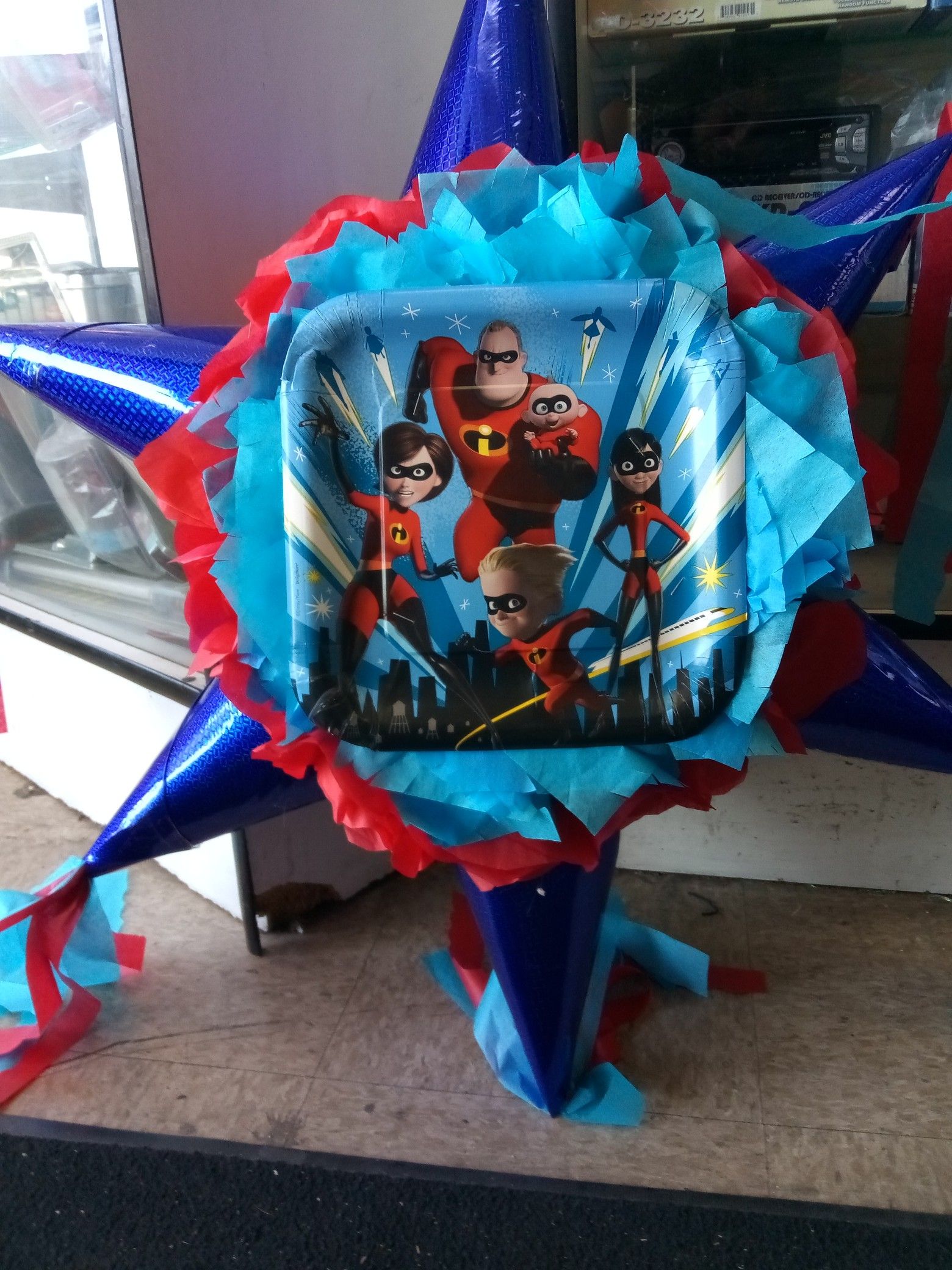 Incredible pinata