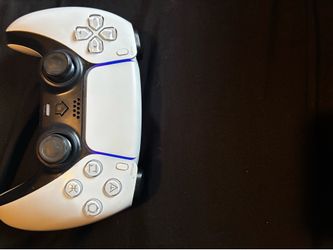 PS4 controller